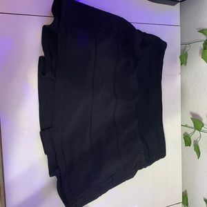 Black lululemon skirt size 0